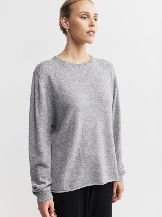 Cashmere Featherweight Oversize Crew - Dark Grey Melange