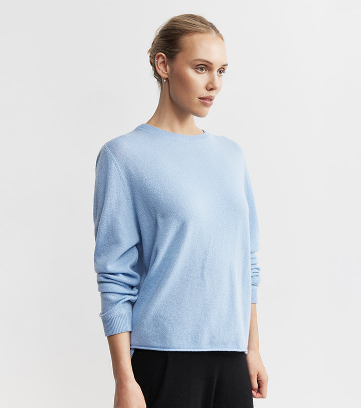 Cashmere Featherweight Oversize Crew - Malibu Blue