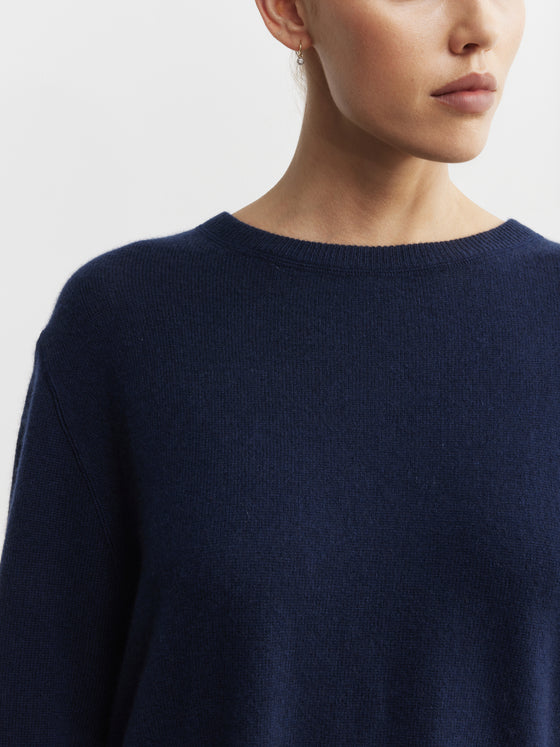 Cashmere Featherweight Oversize Crew - Navy