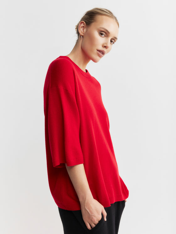 Cashmere Featherweight Oversize Tee - Red