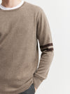 Mens Cashmere Crew Stripe Sleeve - Walnut/Cacao