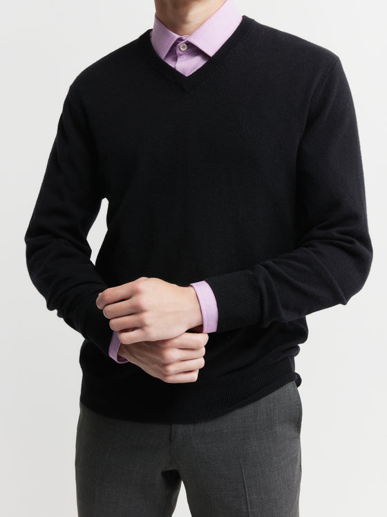 Mens Essential Cashmere V Sweater - Black