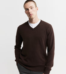  Mens Essential Cashmere V Sweater - Chocolate