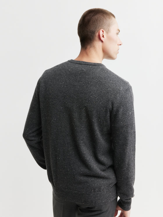 Mens Essential Cashmere V Sweater - Charcoal Donegal