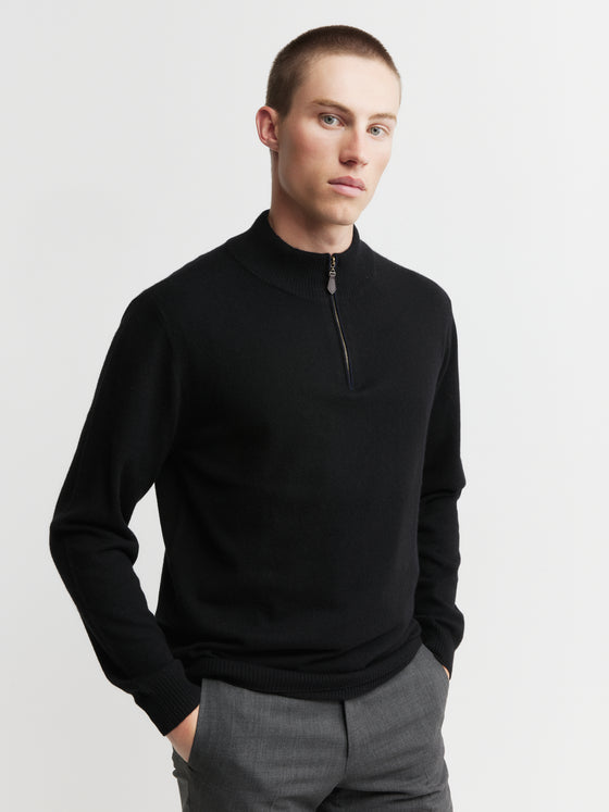 Mens Essential Cashmere 1/4 Zip Sweater - Black/Navy