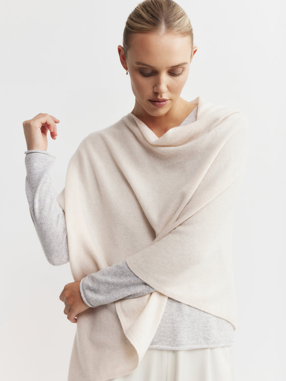 Cashmere Poncho - Soft Peach