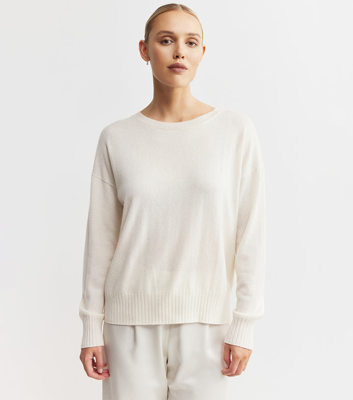 Essential Cashmere Relaxed Crewneck - Cream