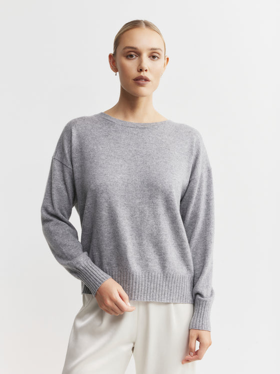 Essential Cashmere Relaxed Crewneck - Dark Grey Melange