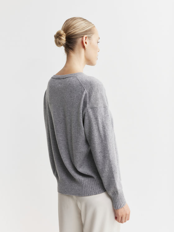 Essential Cashmere Relaxed Crewneck - Dark Grey Melange