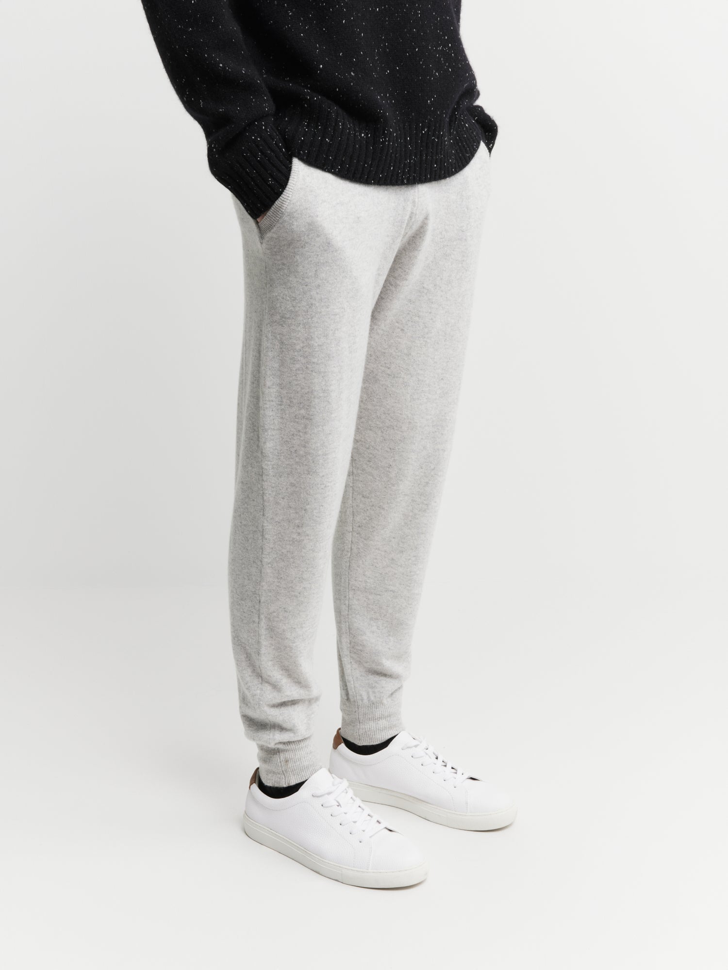 Unisex Essential Cashmere Jogger - Grey Melange