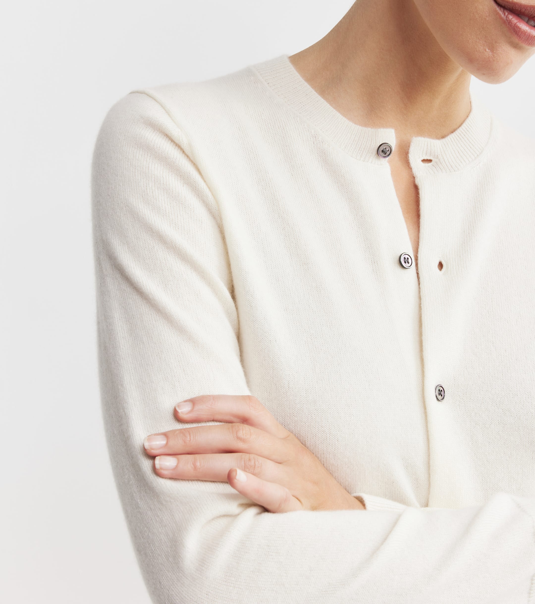 Essential Cashmere Crew Cardigan - Cream