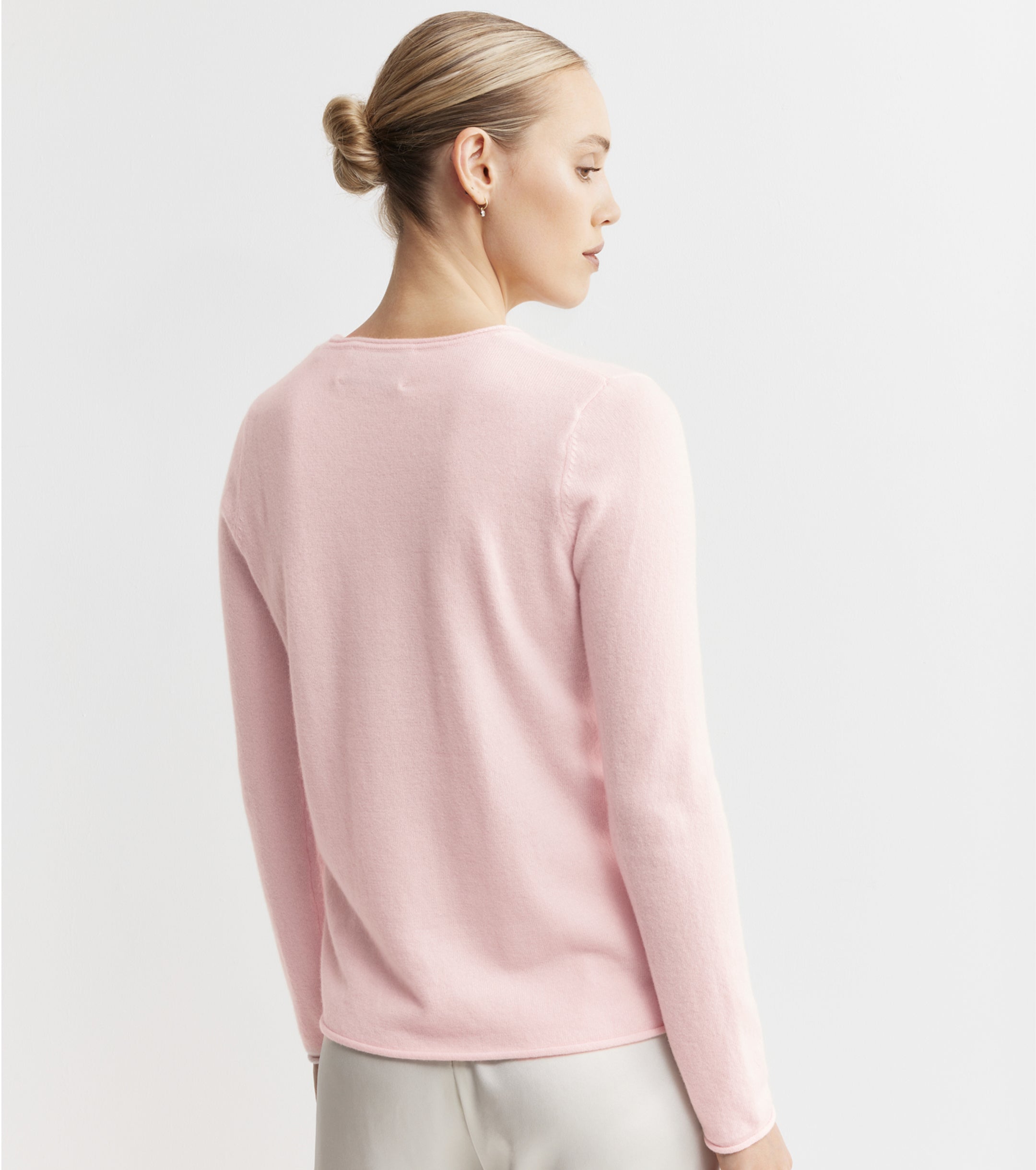 Essential Cashmere Crew Sweater - Powder Pink