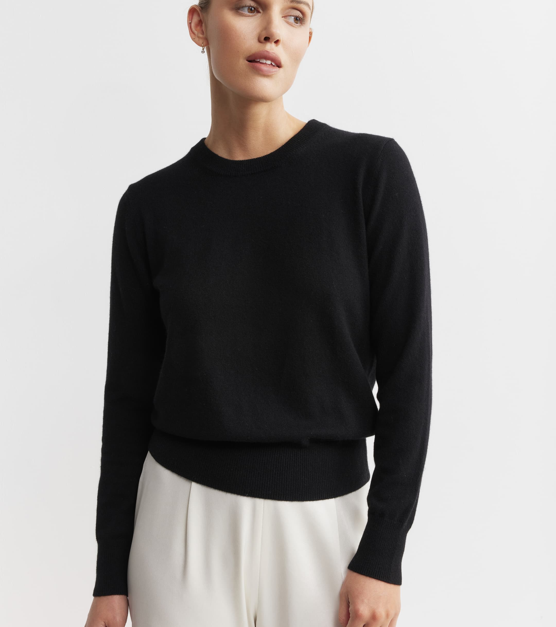Essential Cashmere Rib Crew Sweater - Black