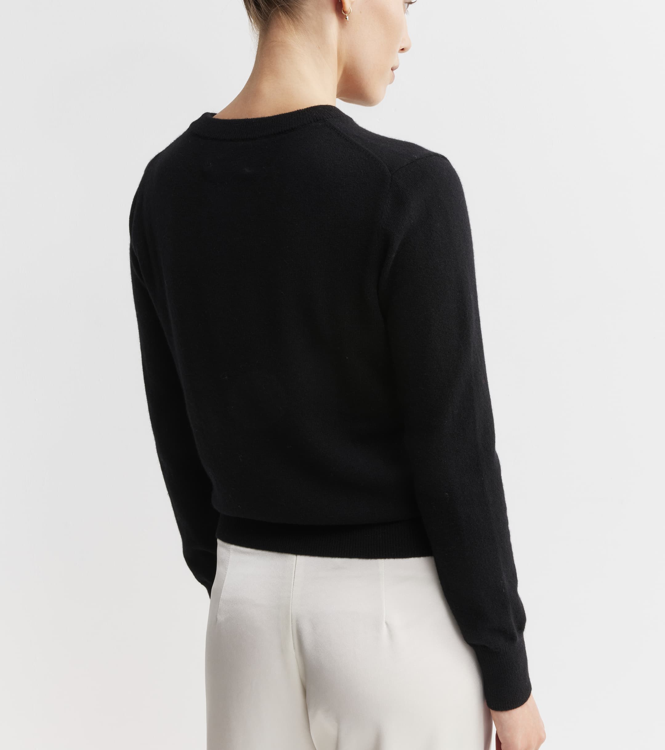 Essential Cashmere Rib Crew Sweater - Black