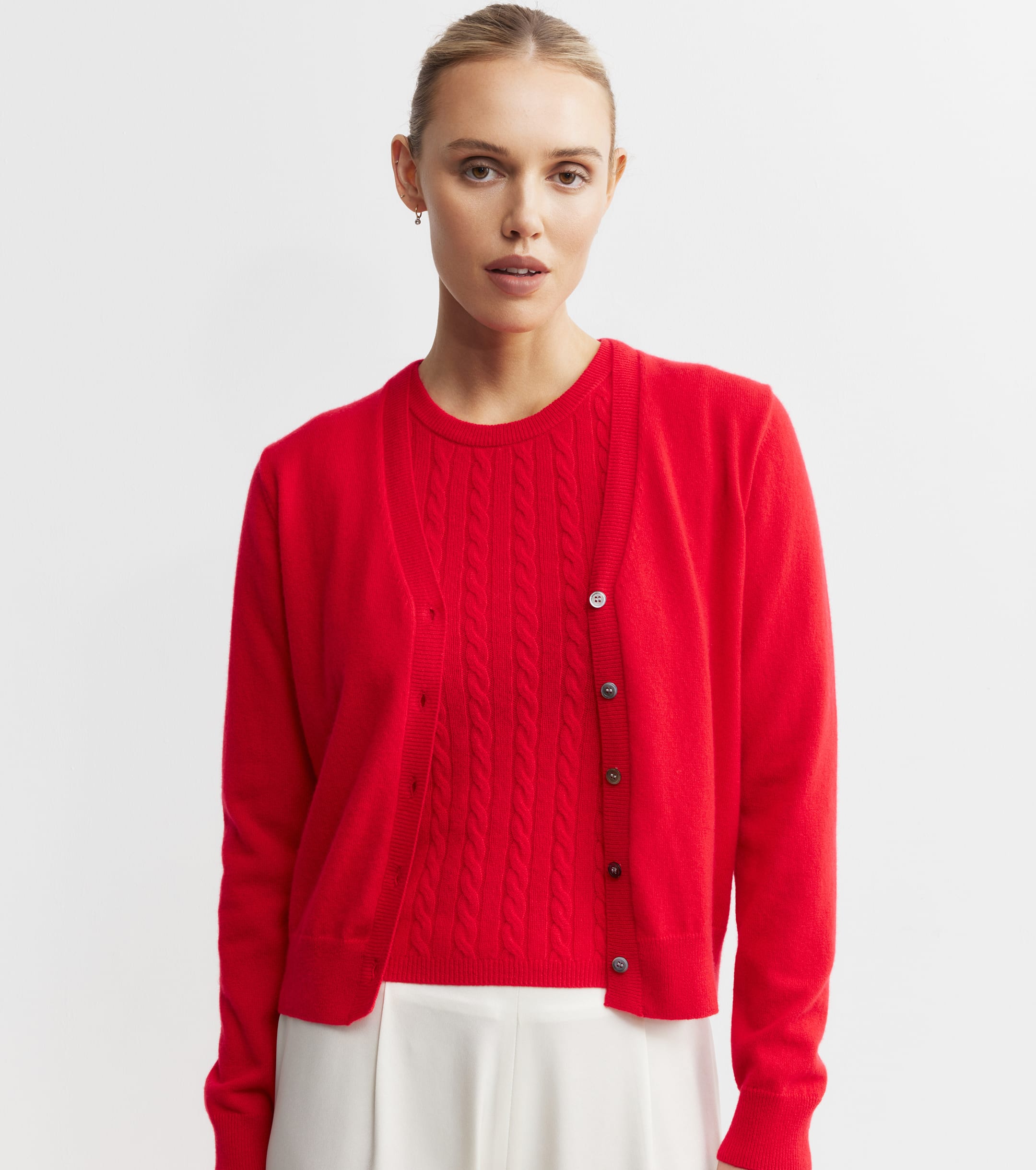 Essential Cashmere V Cardigan - Red