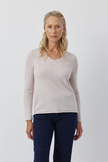  Essential Cashmere V Sweater - Pale Pink