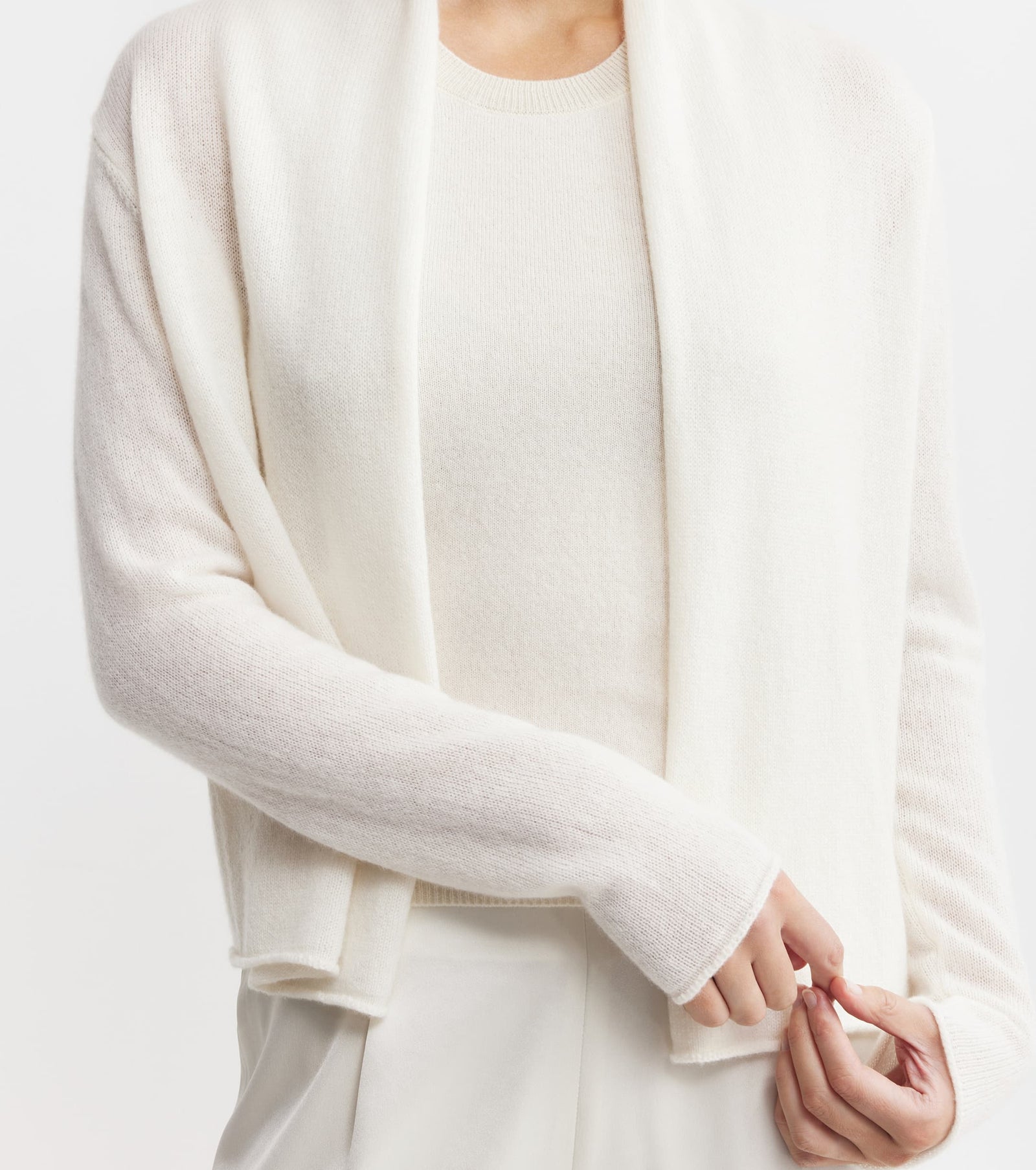 Essential Cashmere Featherweight Cardigan - Cream