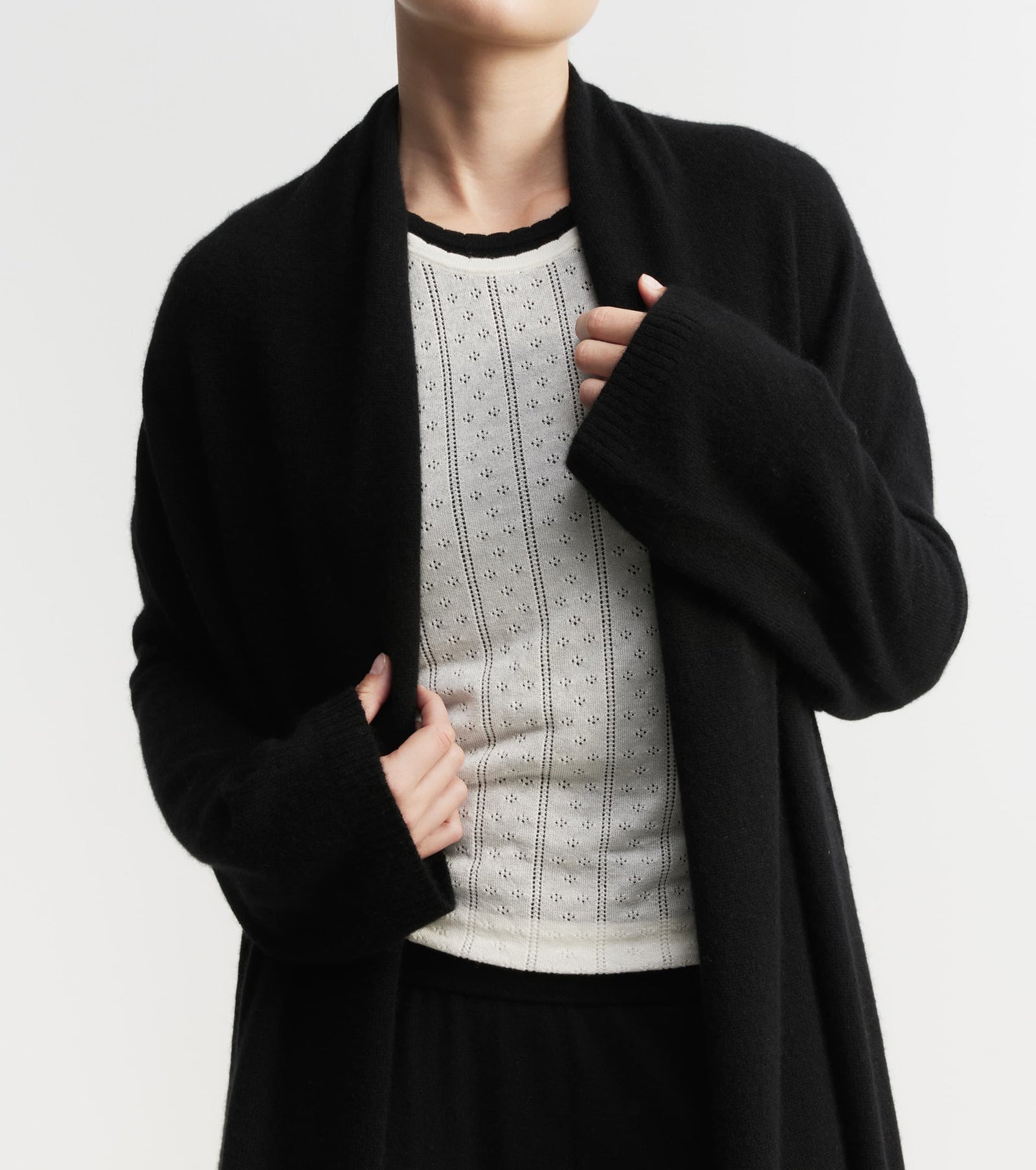 Cashmere Longline Feather Cardigan - Black