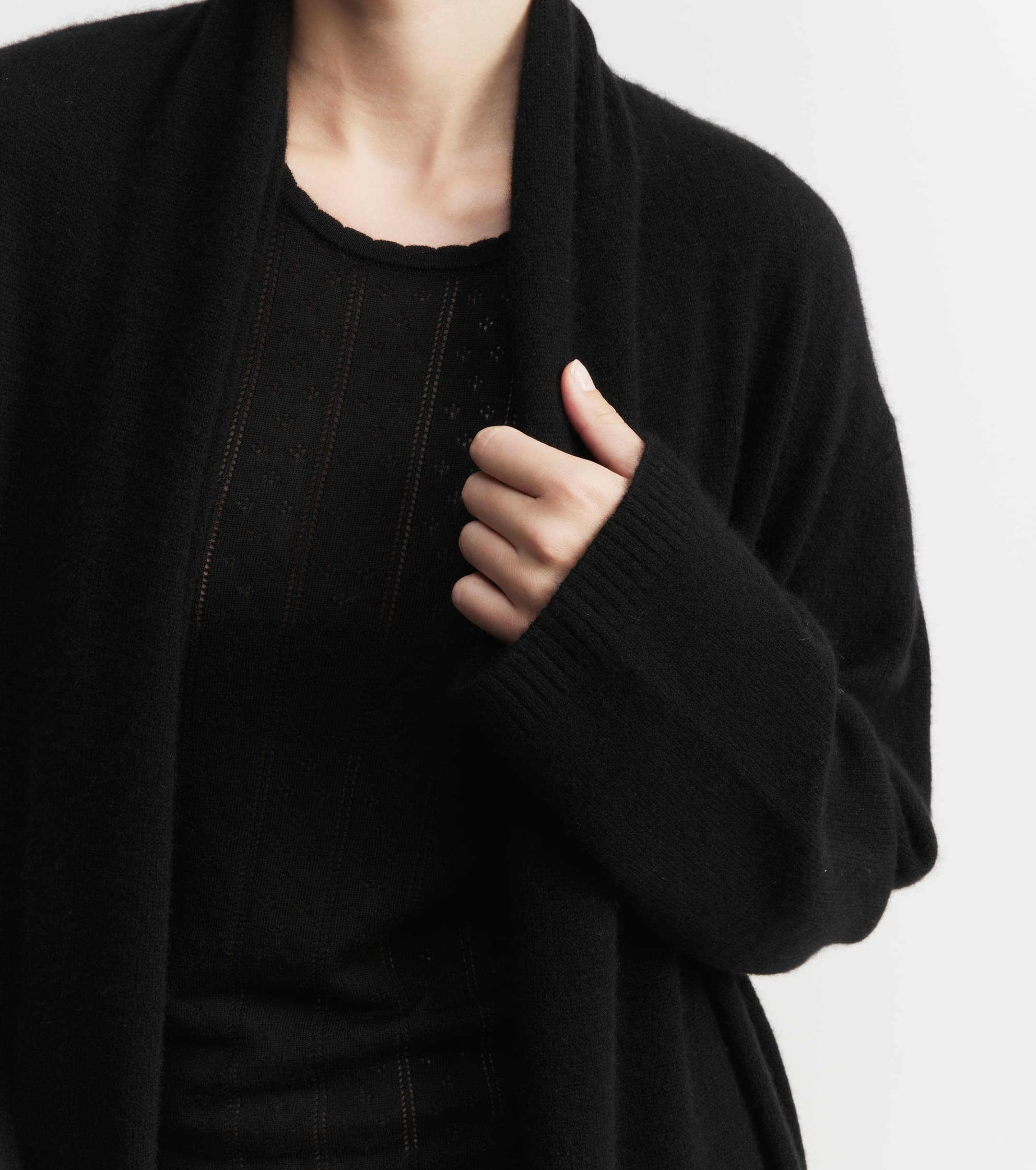 Cashmere Longline Feather Cardigan - Black