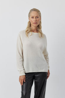  Cashmere Featherweight Oversize Crew - Cream