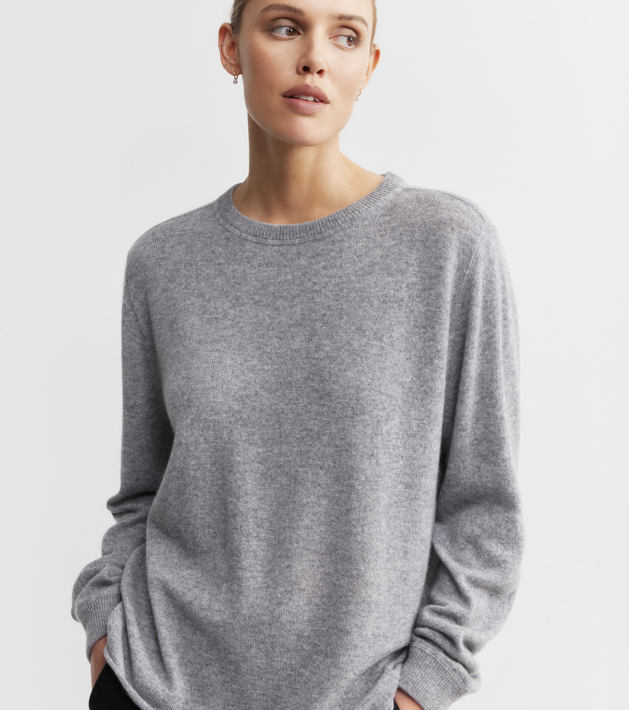 Cashmere Featherweight Oversize Crew - Dark Grey Melange