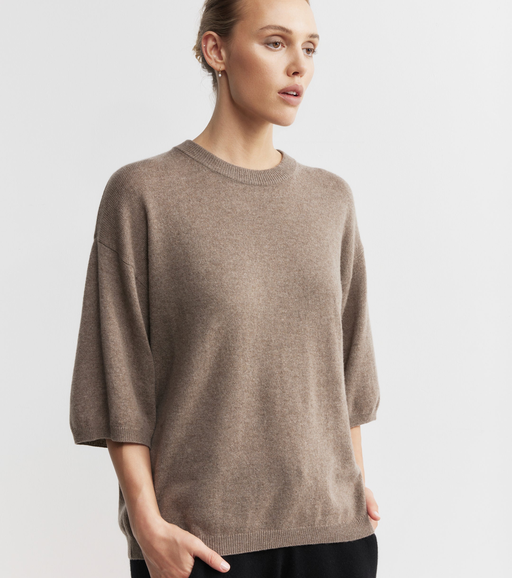 Featherweight Cashmere Oversize Tee - Walnut