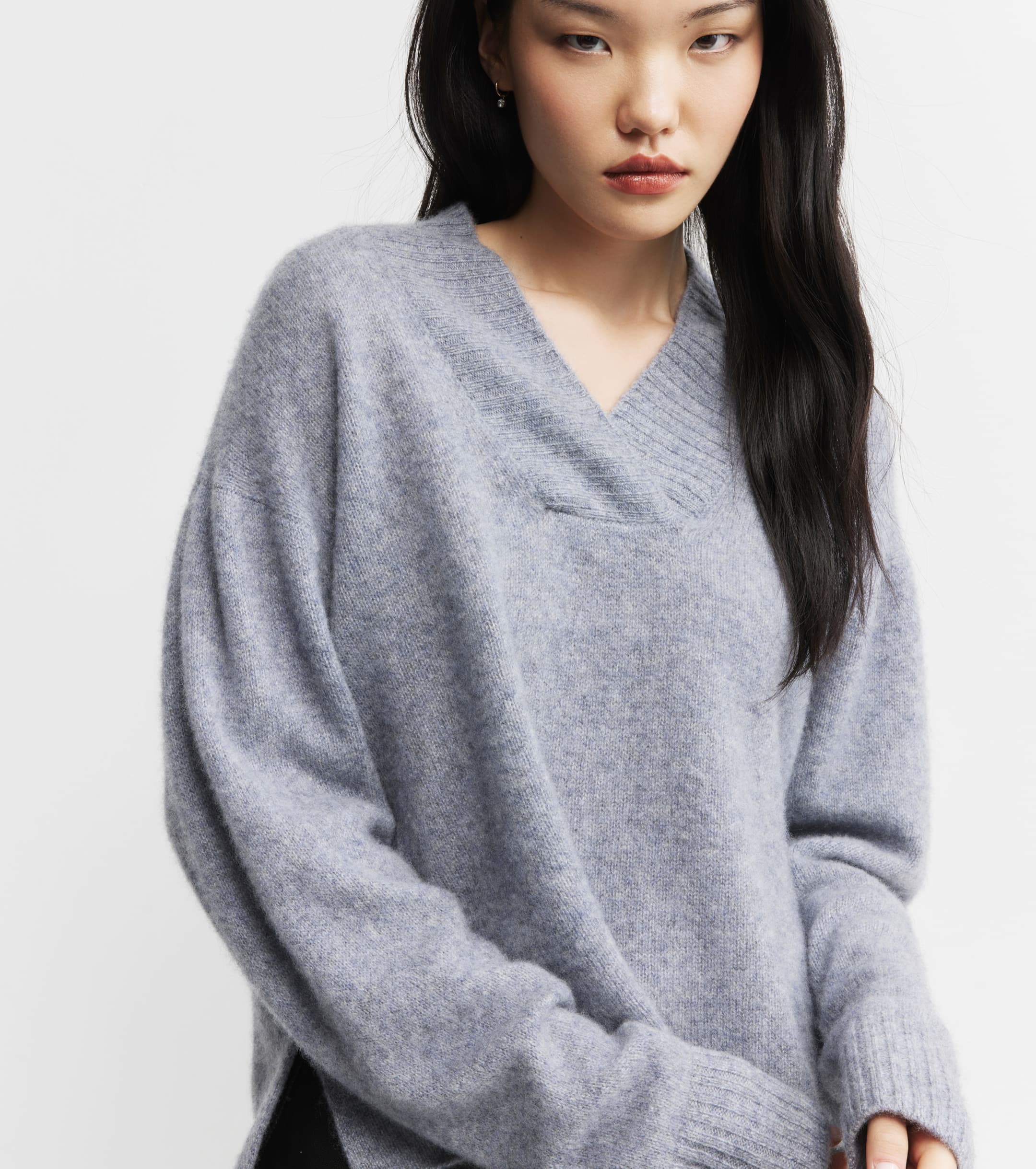 Featherweight Cashmere V - Grey Melange