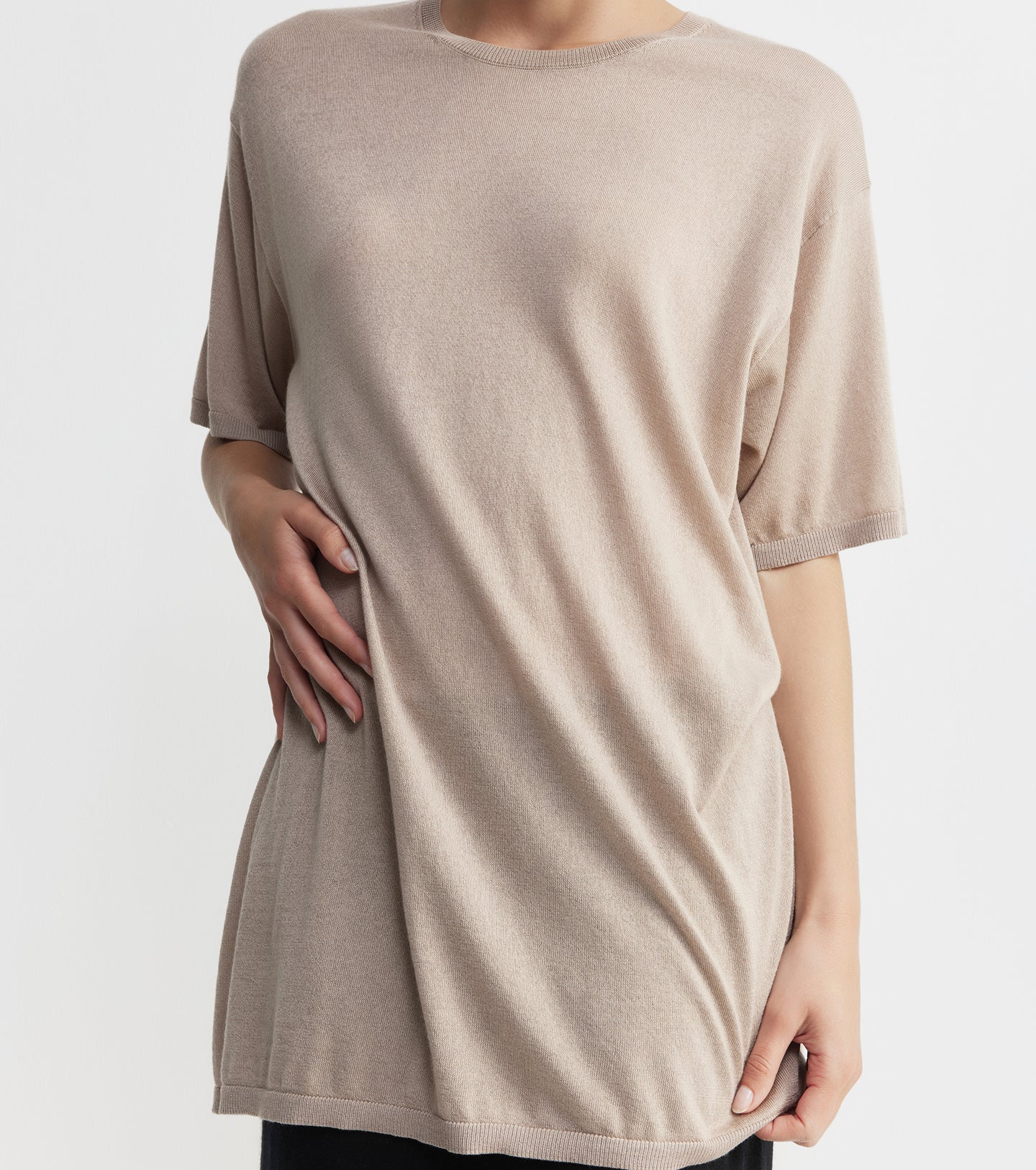 Fine Cashmere Longline Tee - Taupe