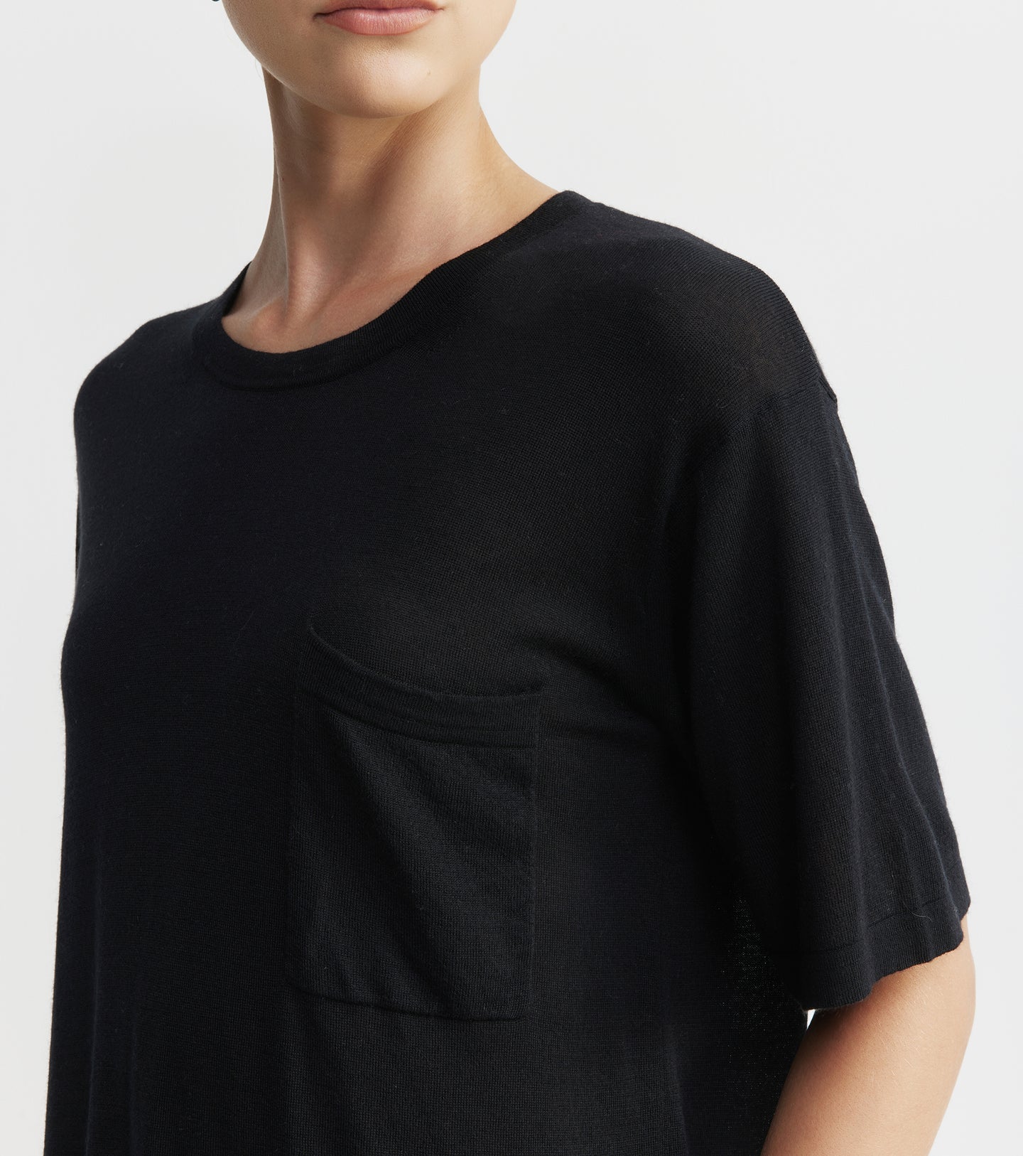 Fine Cashmere Tee - Black
