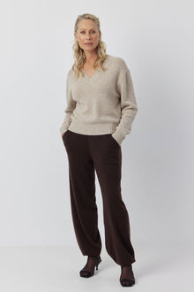  Luxe  Cashmere V Neck Sweater - Beige Melange