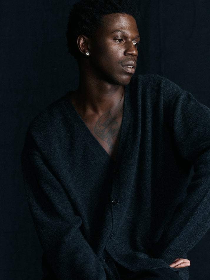 Mens Relaxed Cashmere Cardigan - Graphite