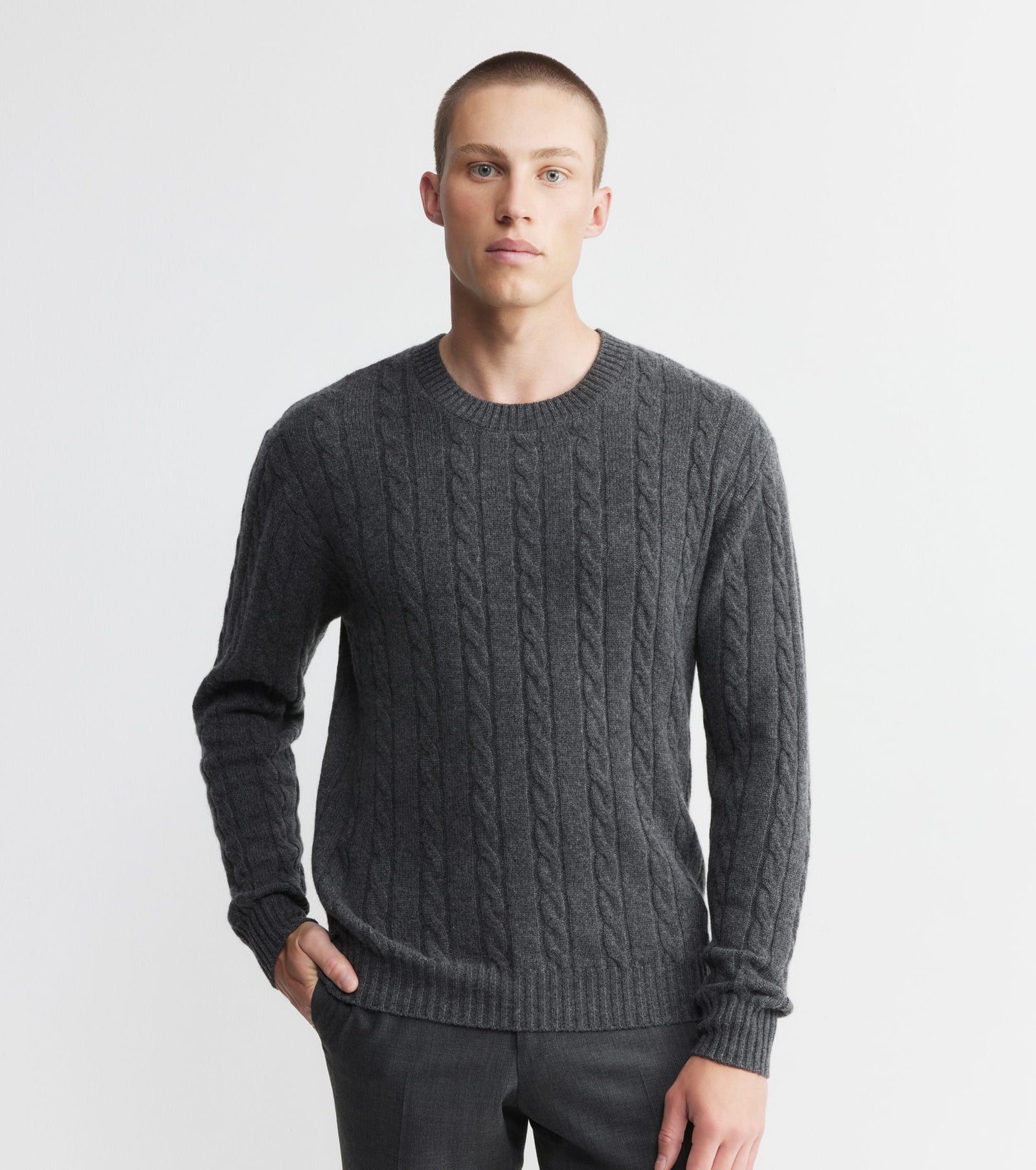 Mens Cashmere Cable Crew Sweater - Graphite
