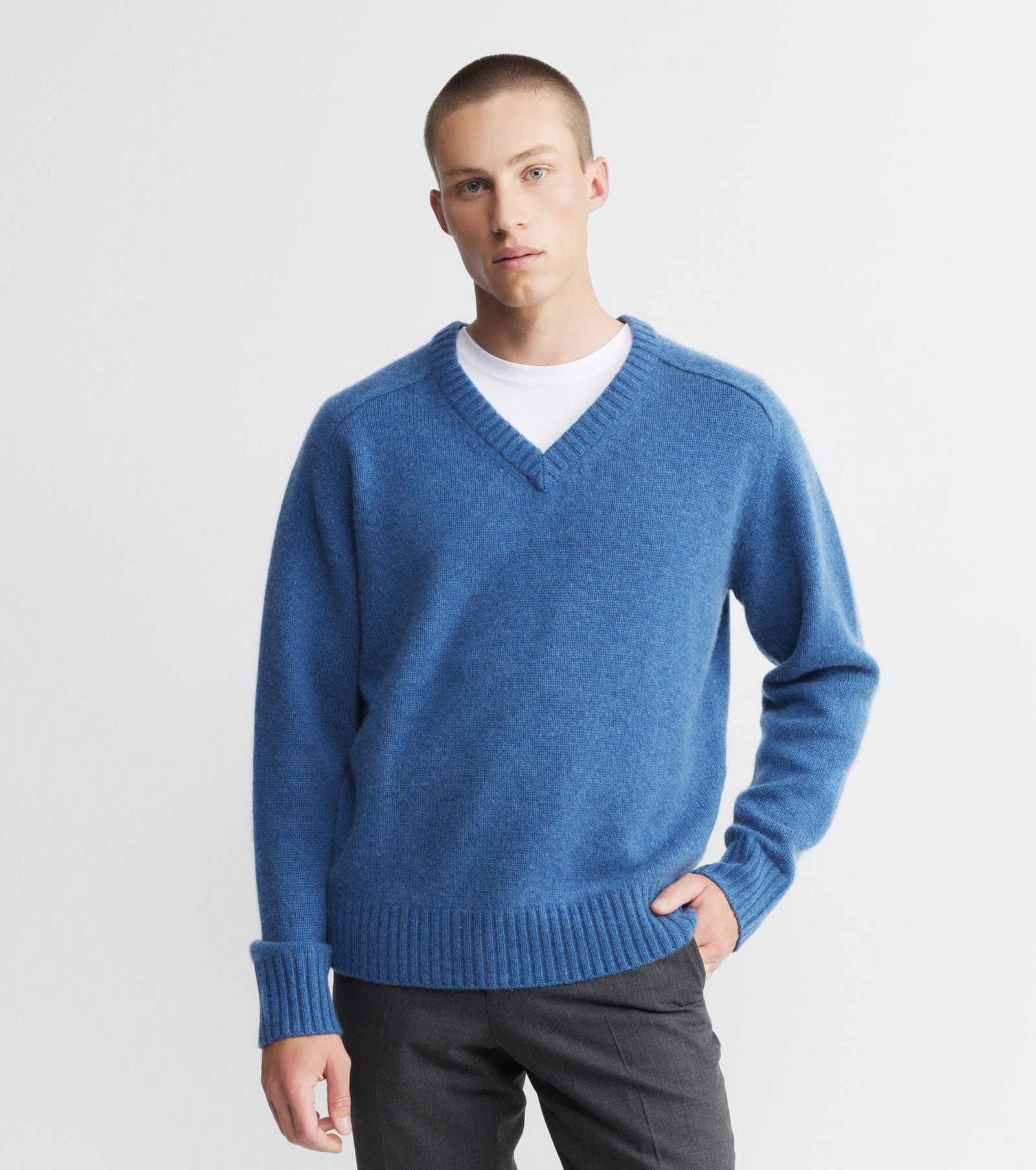 Mens Luxe V Sweater - Indigo