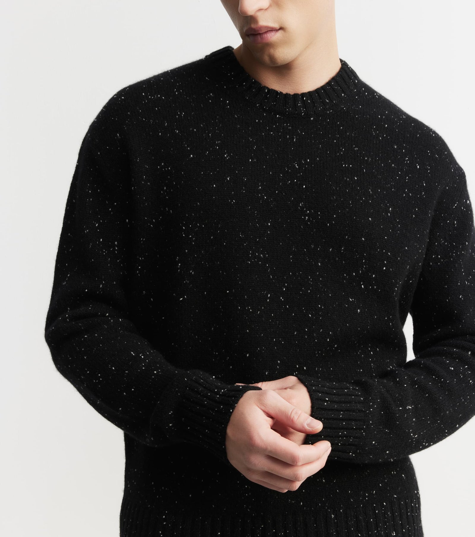 Mens Cashmere Relaxed Crew - Black Speckle