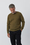 Mens Cashmere Saddle Crew - Moss