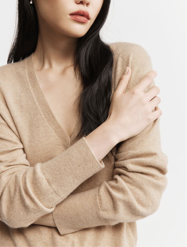 Baby Cashmere V-Neck Sweater - Camel Melange