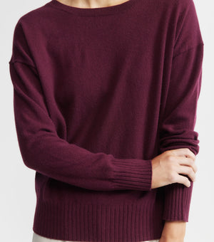 Essential Cashmere Relaxed Crew Neck - Burgundy