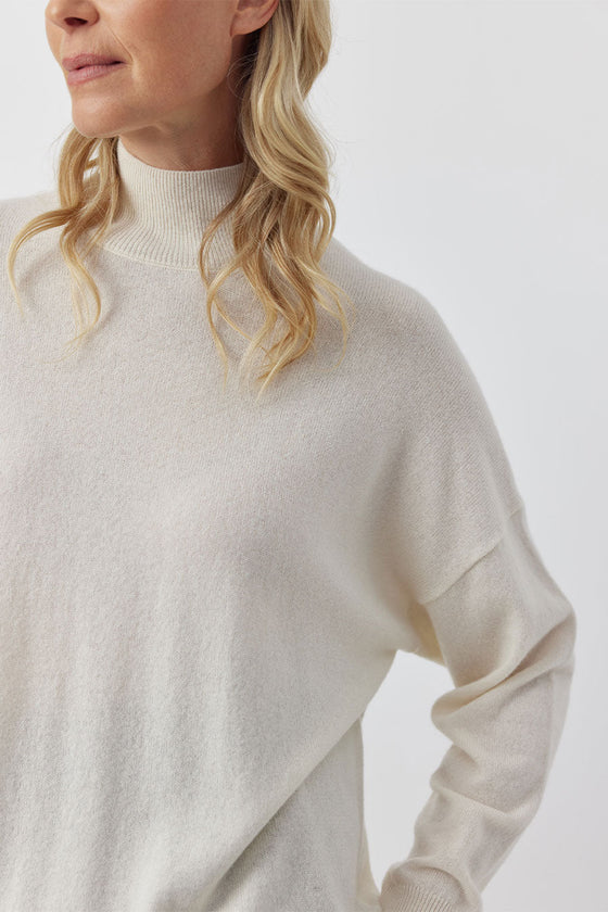 Relaxed Cashmere Mock Sweater - Cream