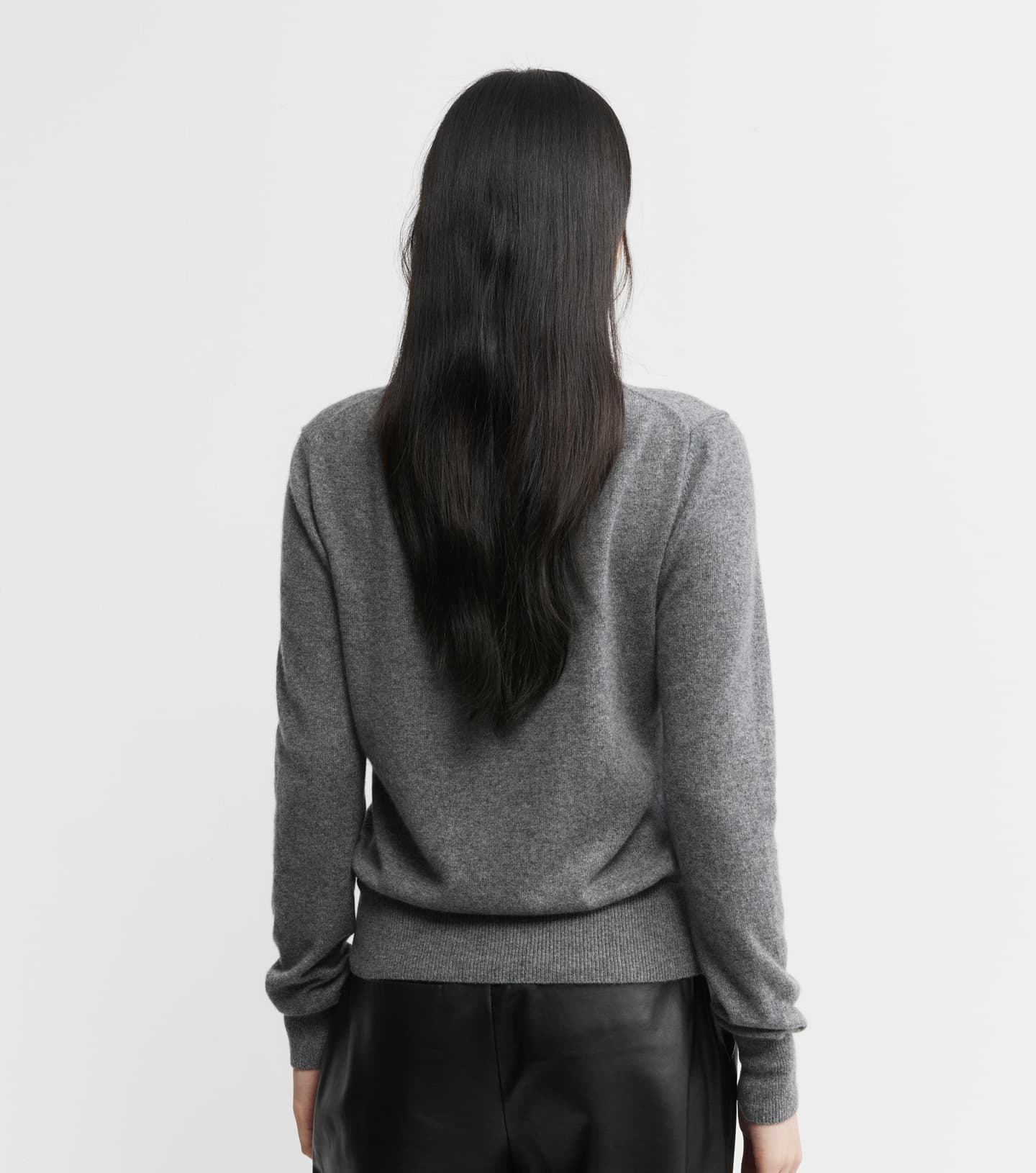 Essential Cashmere Rib Crew Sweater - Graphite