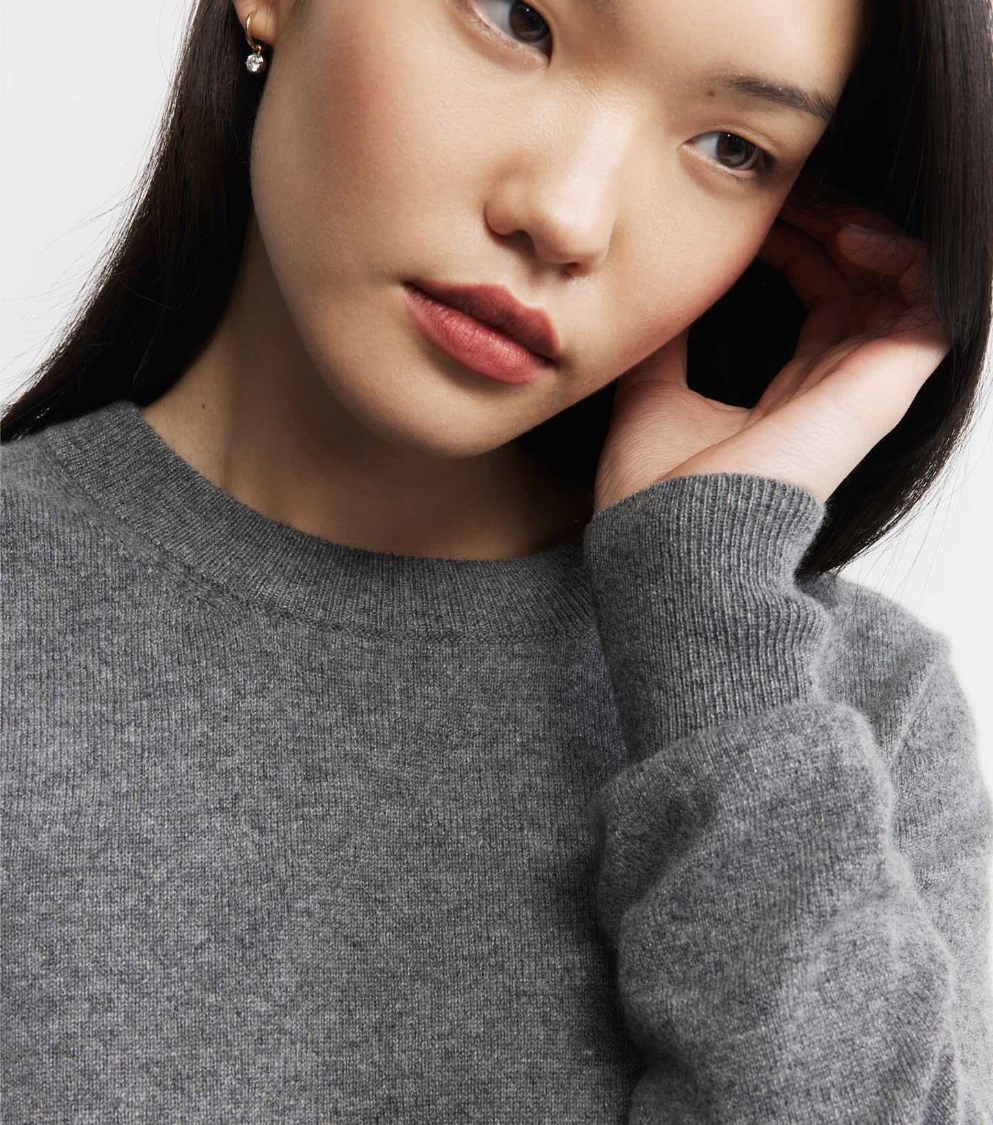 Essential Cashmere Rib Crew Sweater - Graphite