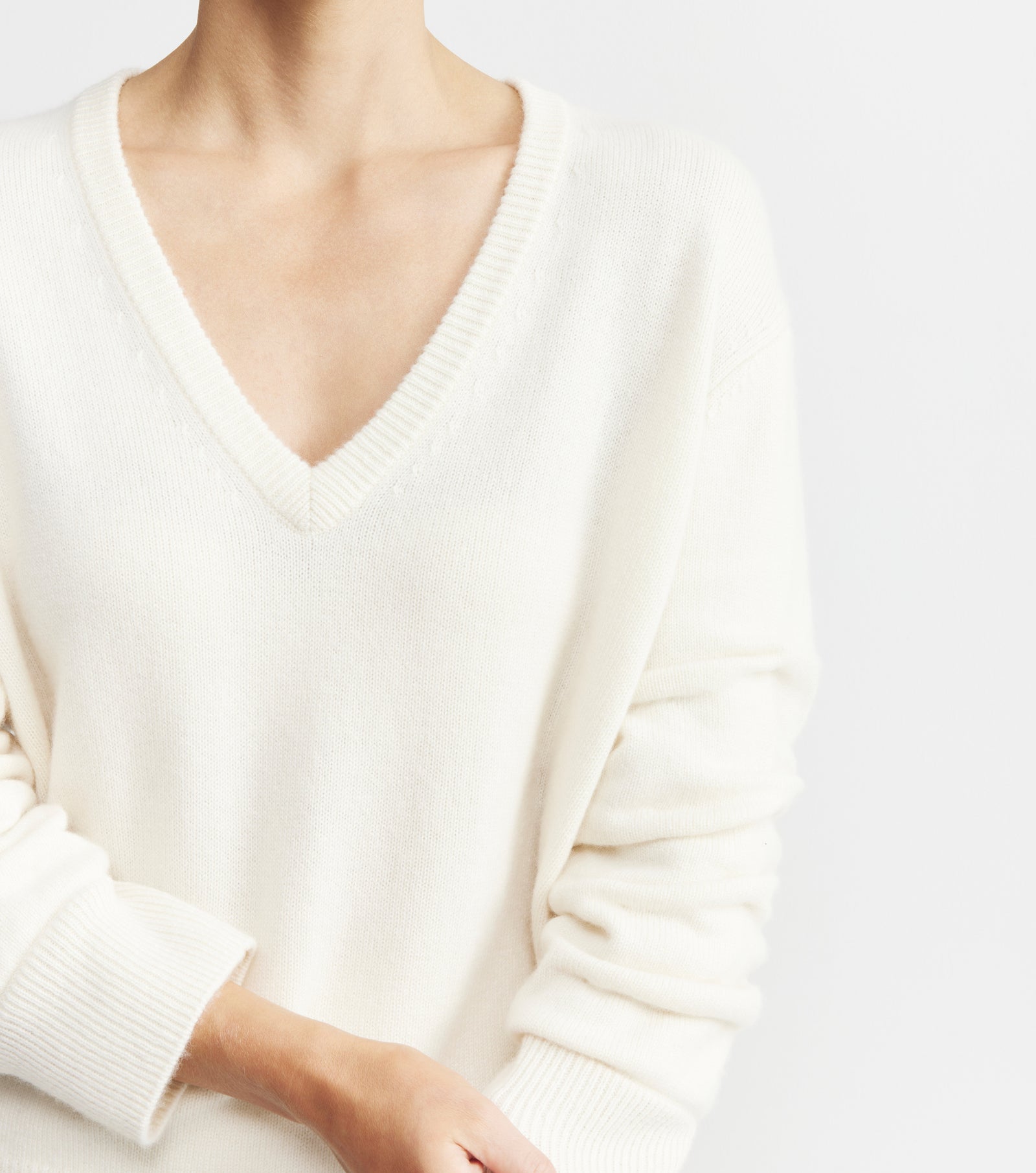 Cashmere V Neck with Ruched Sleeve - Cream