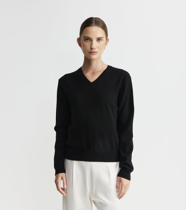 Signature Cashmere V-Neck - Black