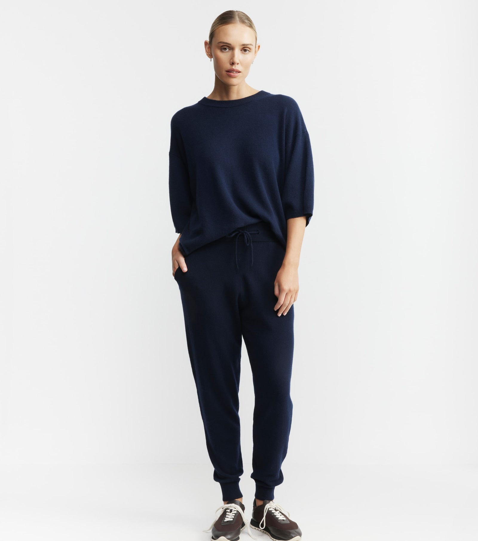 Unisex Essential Cashmere Jogger - Navy