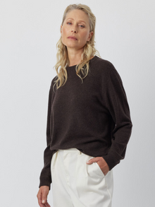  Cashmere Featherweight Oversize Crew - Chocolate