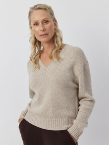  Luxe  Cashmere V Neck Sweater - Beige Melange