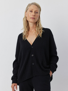  Relaxed Cashmere Cable Cardigan - Black