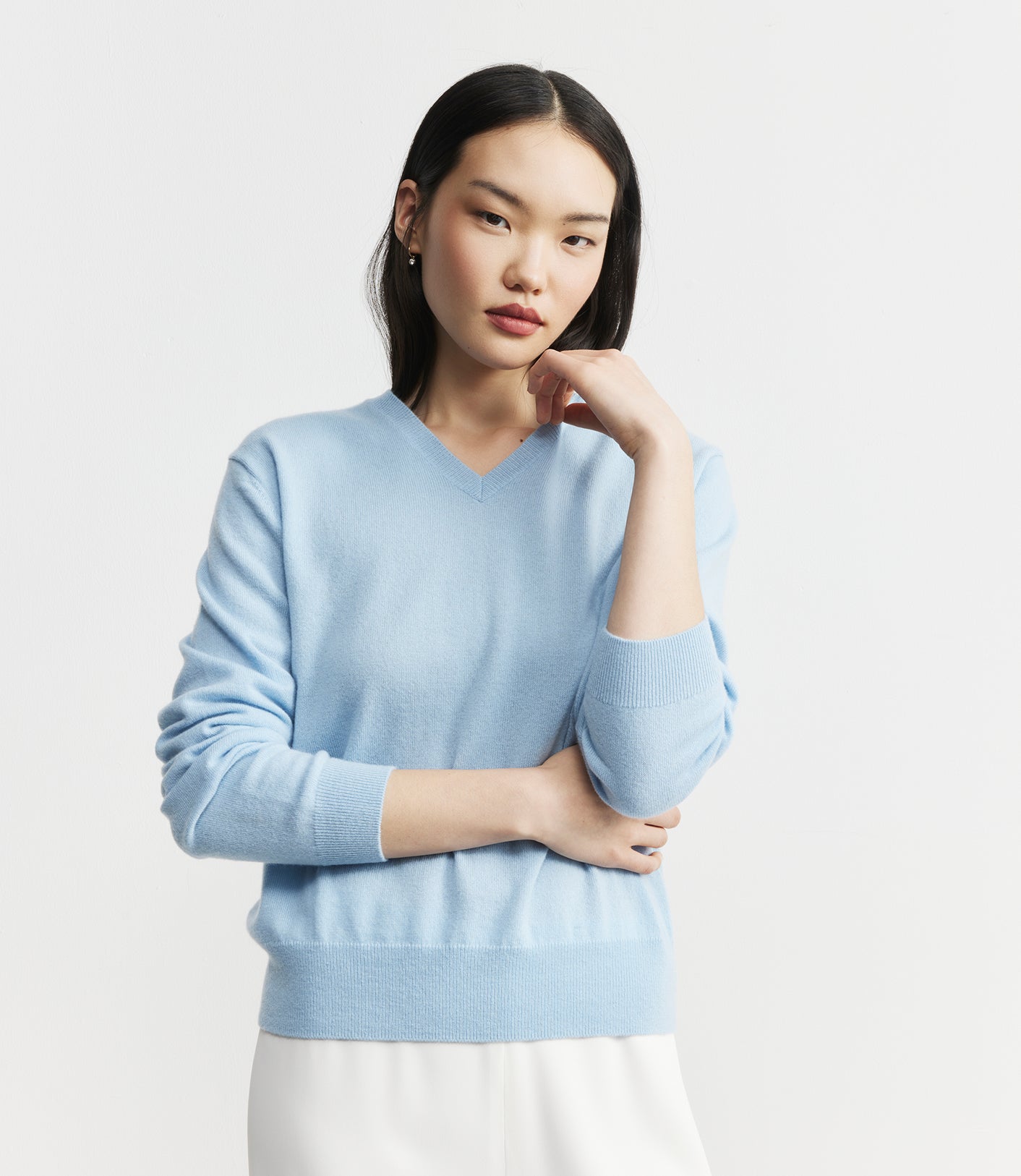 Signature Cashmere V-Neck - Sky Blue