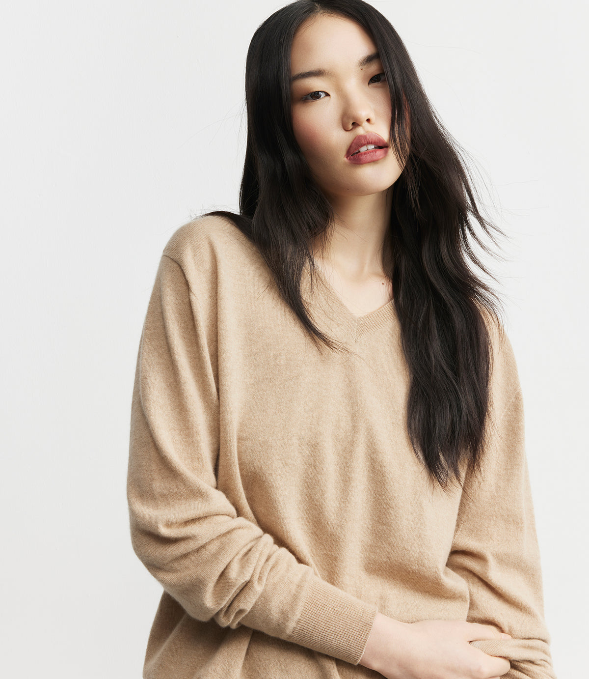 Signature Relaxed Cashmere V-Neck - Birch